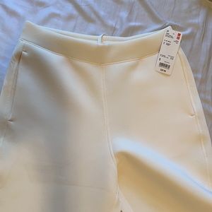 Uniqlo NWT off white ultra stretch dry sweat pants